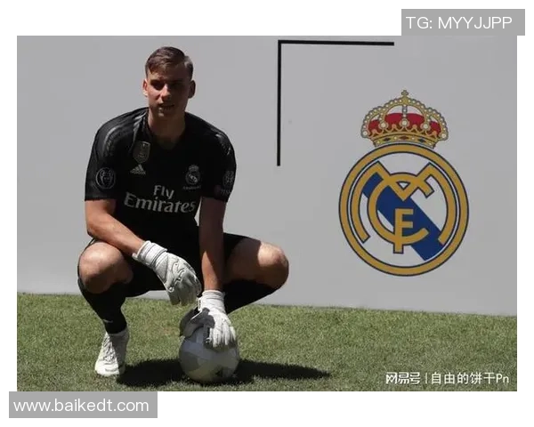 足球明星中的负面榜样口碑最差的球员盘点与分析