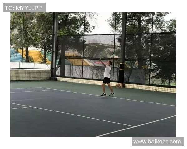 成都网球队边路渗透策略分析及其在比赛中的成效与不足探讨